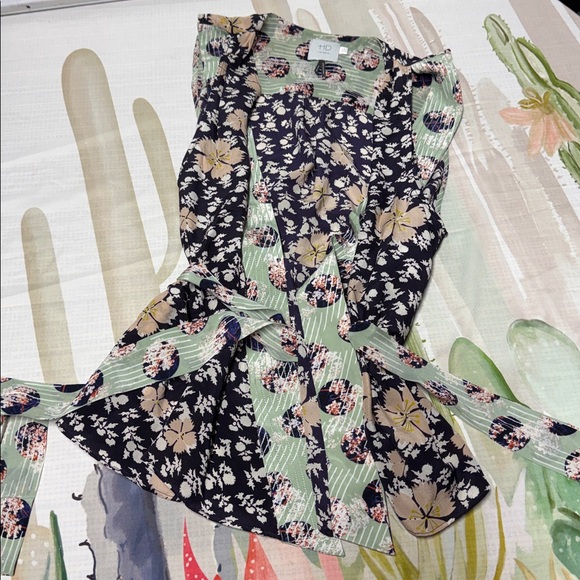 HD in Paris Black Cream mint green Floral Tie-Front wrap Blouse sleeveless sz 8 - Picture 3 of 5